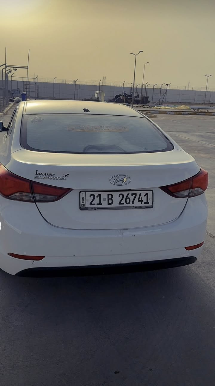 النترا 2016 خليجي فول عدا البصمة ماشية 207 السعر 126 وبيها مجال بسيط  ***********
