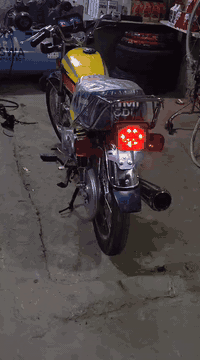 سلام عليكم دراجه للبيع نامه متياز مديل 25لدراجه نضيفه لسعر 750 وبيه مجال قليل ***********
