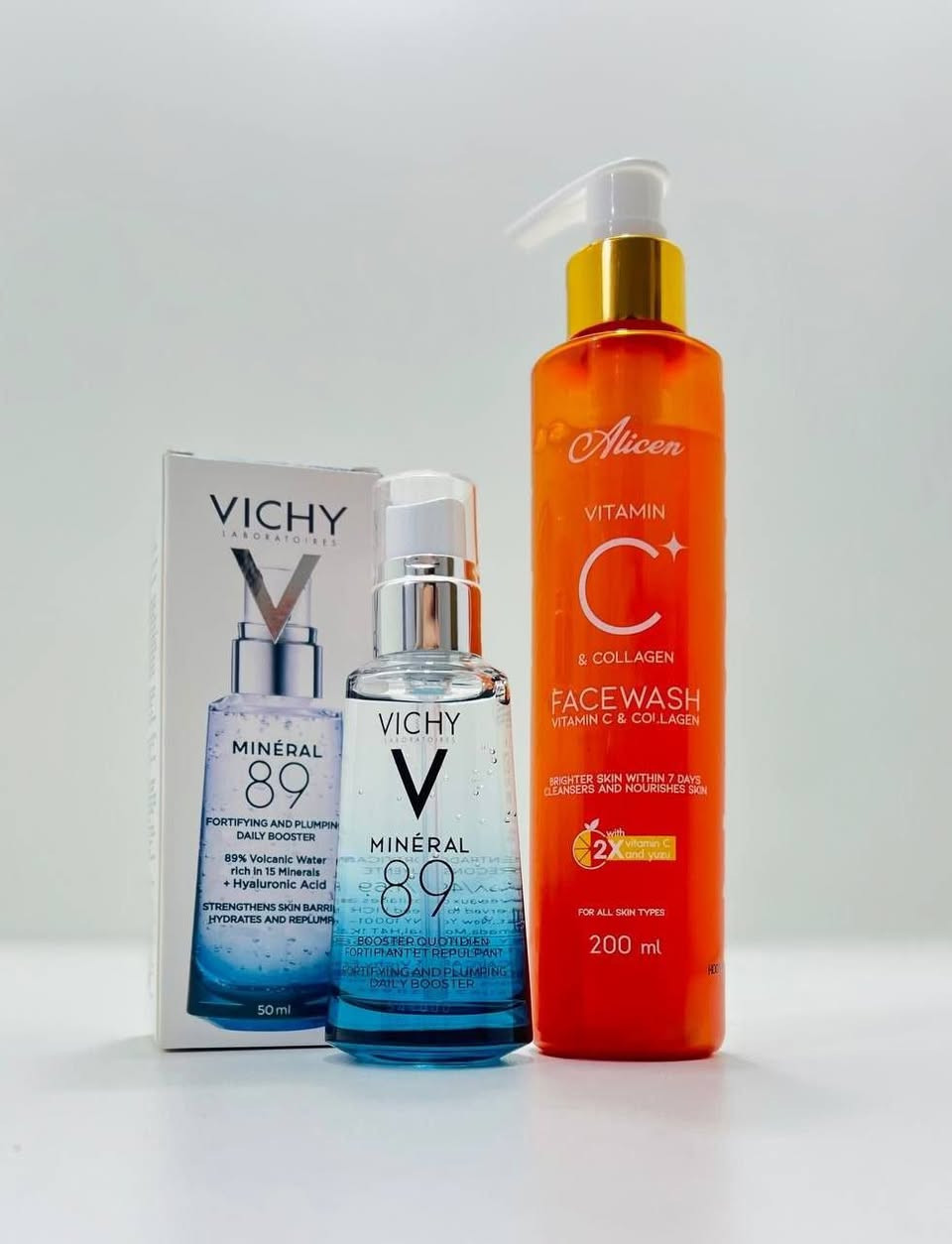 بكج النضارة والترطيب الفوري 
وداعاً للبهتان والتعب مع أقوى ثنائي للوجه! 

غسول أليسين (Vitamin C & Collagen):
ينظف بعمق، يفتح اللون، ويشد البشرة بالكولاجين لتبدين أصغر سناً .
 سيروم فيتشي 89 (Minéral 89):
 يرمم حاجز البشرة، يملأ الخطوط، وينطيج ترطيب يدوم 24 ساعة .

للحجز والاستفسار خاص 
يتوفر توصيل لجميع محافظات العراق 
@إشارة


**إذا كنت صاحب هذا الإعلان وتريد حذفه لأي سبب، رجاءا أرسل رسالة إلى الدعم الفني**