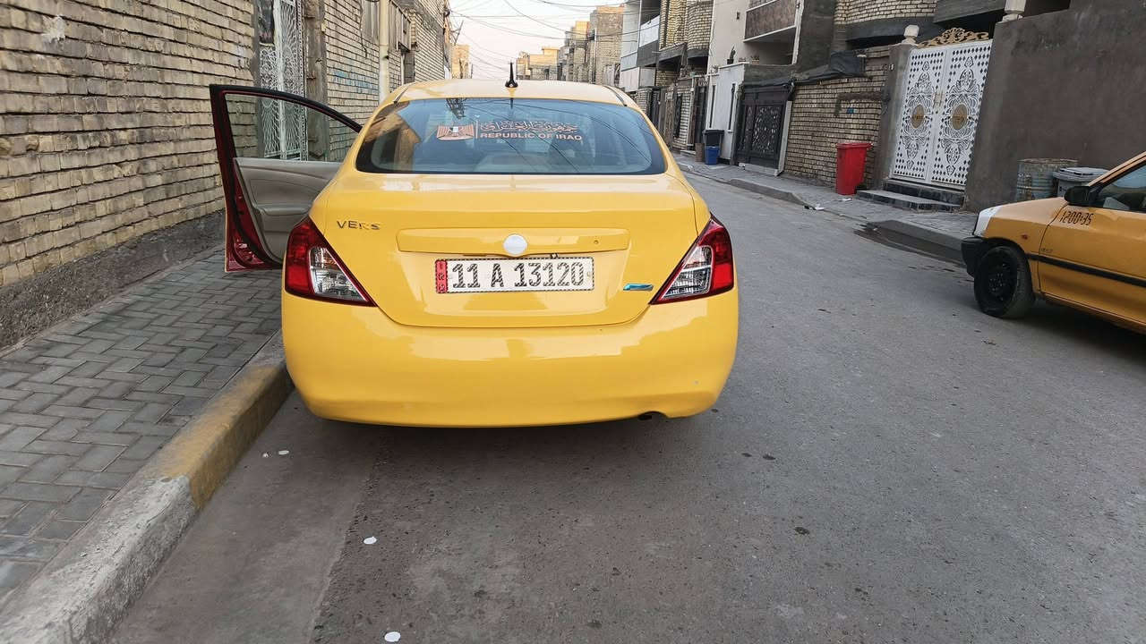 السلام عليكم نيسان فيرسه ٢٠١٢ وارد امريكي حادثها بجم السياره حلوه تخم تاير مكينه وكير جدد  مامتواجد خاص  ***********
