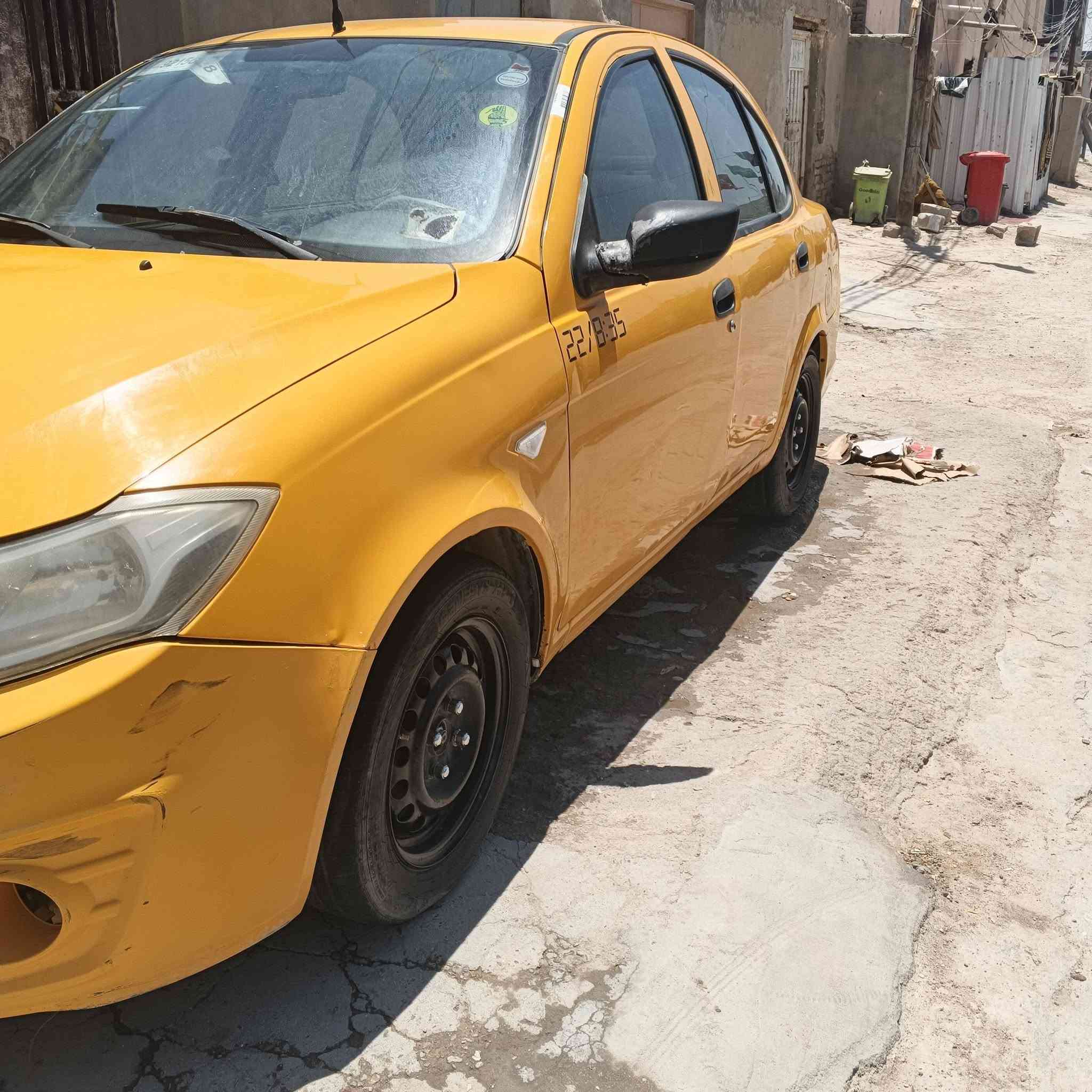 سلام عليكم 
ساينا 218 حره 
السياره حلوه و نضيفه بيها بيبان العبري مرشوشات 
و الباقي كفاله 
السياره نقصها حداديه 
رقمها بابل 
مالكها هنا بل الديوانية ويرد مداور 
سعرها 45
راح اخلي رقمي و بخدمت الشراي 
مكاني ديوانيه حي الوحده 
***********

