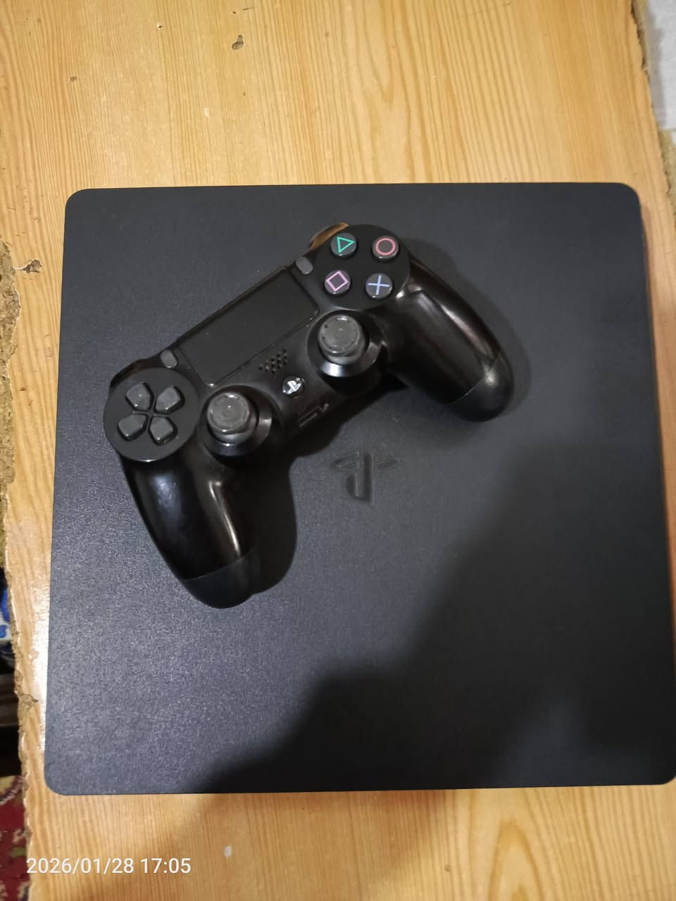 السلام عليكم بلي 4 مهكر
بي 9 العاب
نظام 11.52
الذاكرة نص تيرا
مامفتوح وكل ملحقاته اصليه 
ويا UBS 850 
ب300 وبي مجال شي قليل
مكاني بغداد حسينية الراشدية ***********
