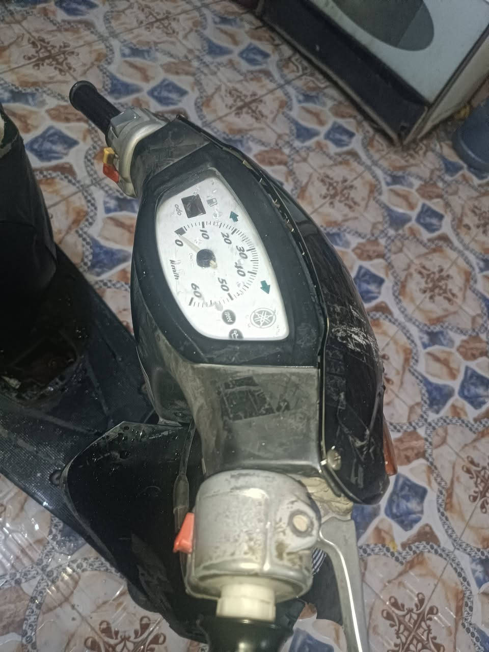 دراجه عصفوري شغله هندر سلف عوزها باتري شغله مكينه ناعمه كهربائيات كلها شغله سعرها 130 عنواني مدينه اربعميه ***********
