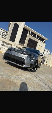 KIA  NIRO  EV Electric 2024 كيا نيرو  كهرباء 2024 اللون :- صلفر       ...