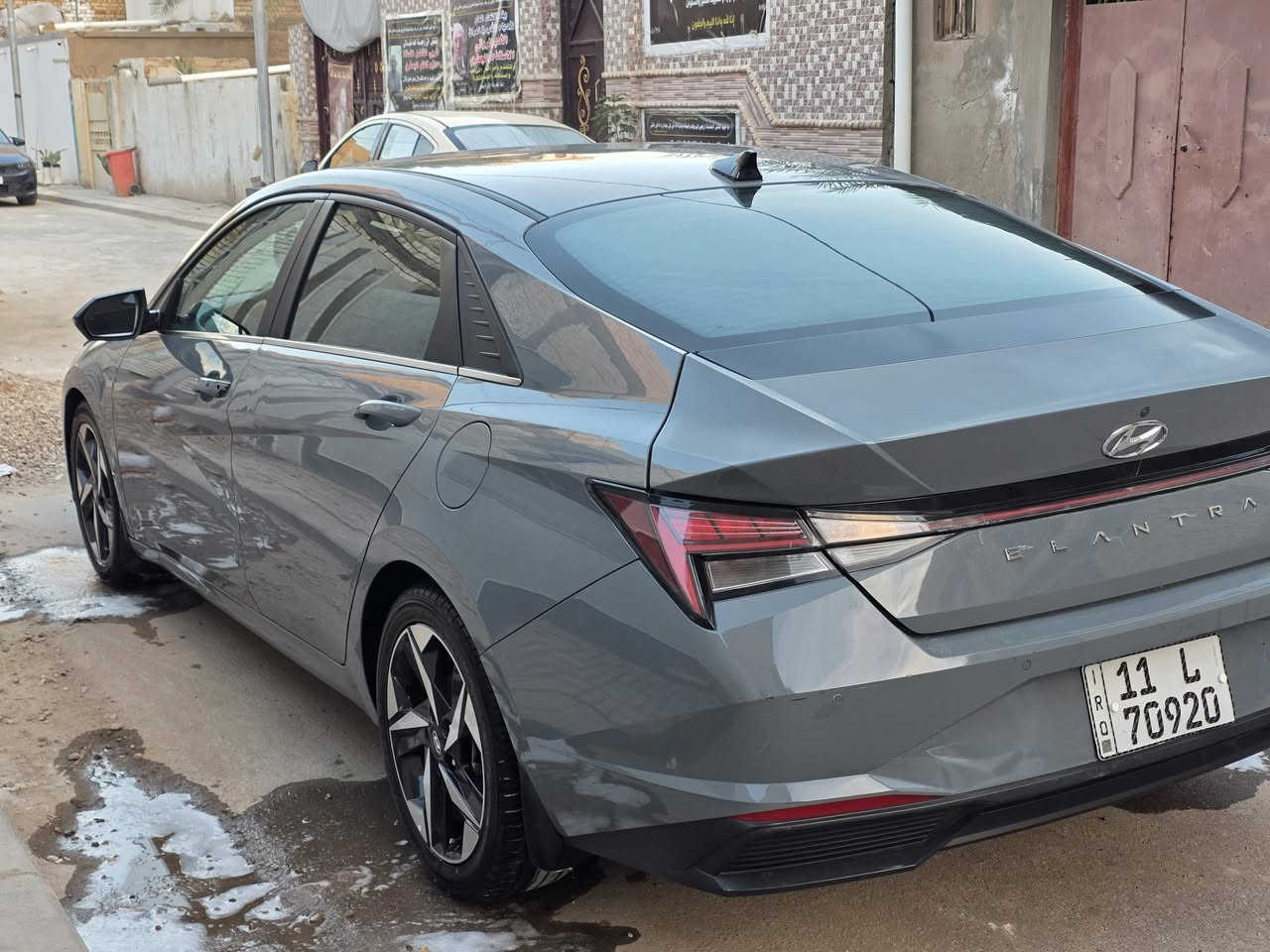 للبيع......
النترا هايبرد موديل 2022 كندي 

لون سمنتي مميز 

سياره جديده 

حادثه بسيط جدا فقط بارد طرف البنيد جهه اليمين

والباقي مكفول بجم كبس على وضع الشركه 

رقم بغداد الجديد حره

فتحت قماره

بصمه ابواب وتشغيل وتشغيل عن بعد 

صندوق ذكي يفتح عند الاقتراب 

شاشة كبيره ابل كار بلي 

سايد بريك بصمه 

شاحن وايرلس 

دشبول ديجيتال إلكتروني متغير 

حساس اطارات 

اوتو هولد 

تبريد منفصل جهتين لمس 

اشاره ترحيب 

رادار أمامي وخلفي 

قياده اليه 

ترحيب يده باب

كروز مثبت سرعه 

 تبريد حداديه مكفوله على وضع الشركه  

سياره جاهزه من كلشي

للإستفسار الاتصال على الرقم

مكاني ديوانيه قضاء الشاميه 
السعر 155بيها مجال

 ***********
