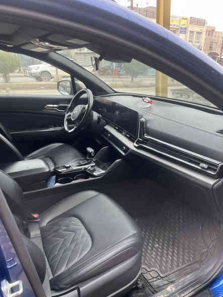 السلام عليكم
سبورتج وارد امريكي
موديل 2023
فول واحد على واحد
بصمة 
جلد
بني رومة كامرة اشاير بلمري 
دبل اكسل
كما موضح بلصور
مكينة 2500
السيارة بسمي
السعر /215 

***********
المكان /بغداد
