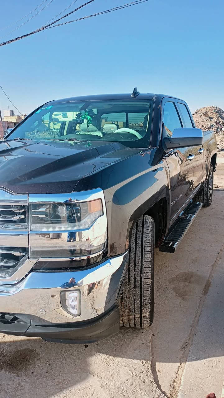 السلام عليكم سلفادور موديل 18رقم جديد بغداد بسمي سياره خير من الله رايد مراوس موديل احدث او تاهو  ***********
