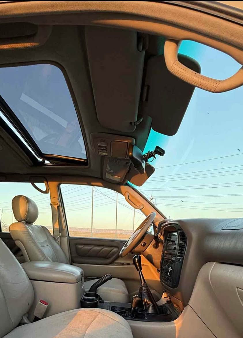 لاند كروزر VXR 1998 الساير ليميتد رقم اصولى فول مواصفات ديفلوك گير عادى فتحه سبير علاق سلاجه تبريد مركزى  كشن جلد مسجل بوكس شريكه دشبل ليزر 3سويج سبير مانزل قليل ماشيه محرك 8 سلندر مامفتوح سنوى رقم المانى جديد اصولى صبغ نص جاملغ  ..  مكان اربيل موبايل *********** سعر173 حرثا, نينوى
