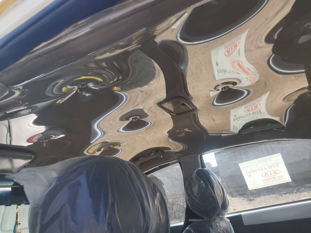 كيا ريو موديل 2011 سيارة شرط كير مكينة شرط مكينة 16 هيئة وغرامات صفر. الضرر موضح بل صورة تدفئه تبريد شغال بس القايش مكطوع سيارة نضيفة بمعنى الكلمة تواير جدد اني الشرعي شرط التحويل وكالة ما اسوي 
السعر 100$ وبيها مجال 
*********** كورك 
***********اسيا 
رجأ مو شراي لا تتصل
