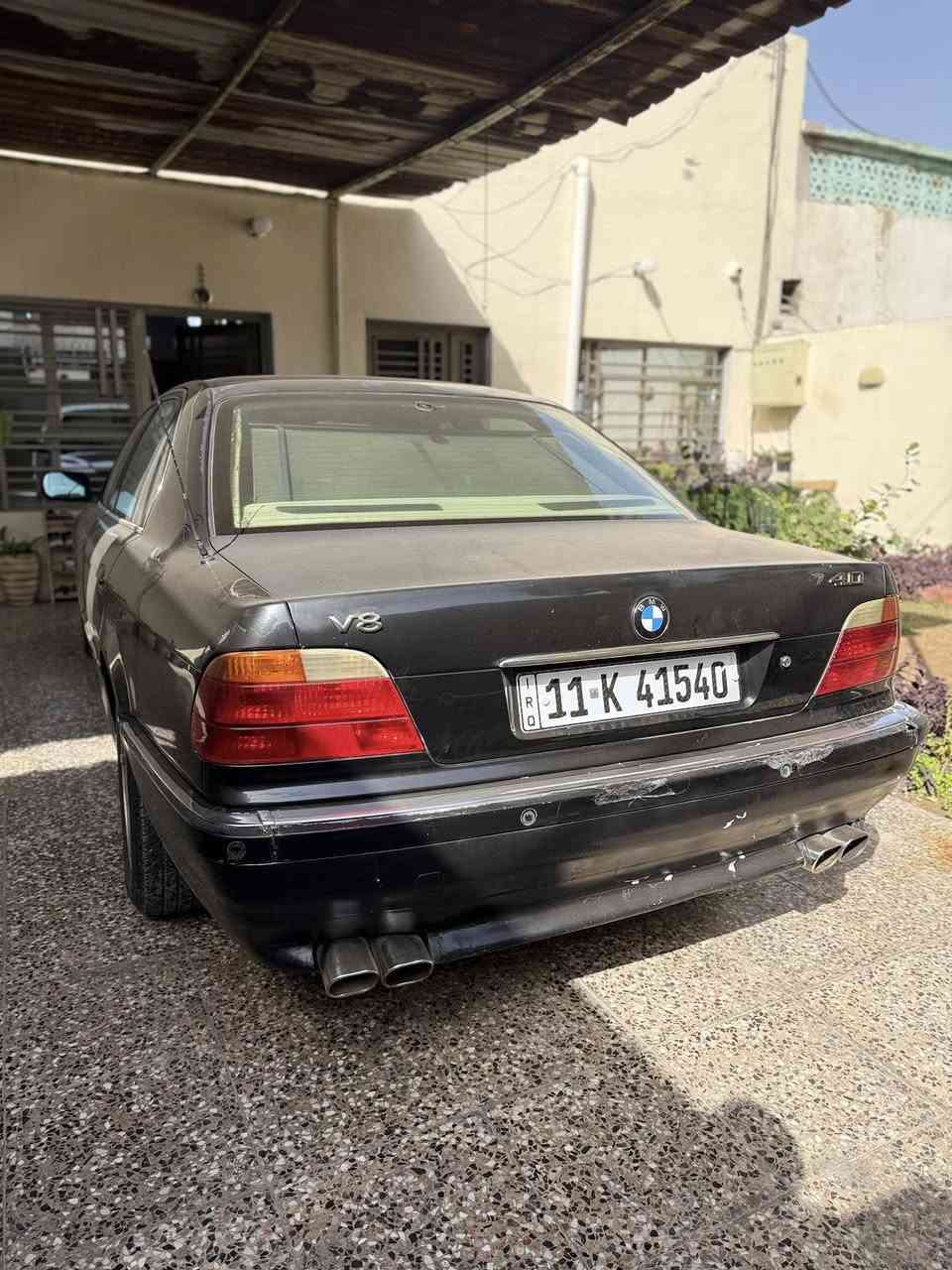 السلام عليكم
بي ام دبيلو خفاش 
 موديل 1995 حجم السيارة 735 السيارة بدون حادث كير ومحرك مكفول السيارة السيارة خير من الله سنوية بأسمي تحويل مباشر مكان السيارة بغداد 
***********
