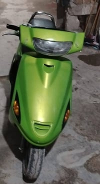 دراجه فراشه نضيفه محرك ما مفتوح دراجه احله من صوره 07802444249