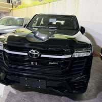 لاندكروز بلاك بريم 2025 GXR مكينه 4000 مرقم كامل  زيرو  سعرها 78 الف د...