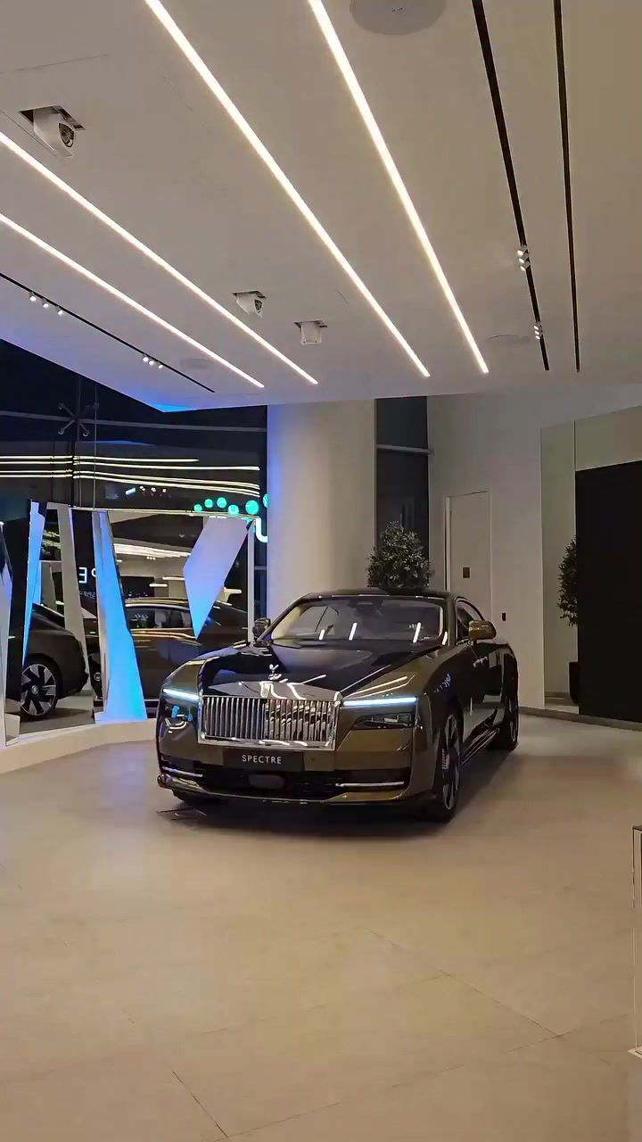 ®️🔻 The best Rolls-Royce 👑 Specter 🔻®️
 #rollsroyce #RollsRoyceSpectre #AmericanCarCulture


**إذا كنت صاحب هذا الإعلان وتريد حذفه لأي سبب، رجاءا أرسل رسالة إلى الدعم الفني**