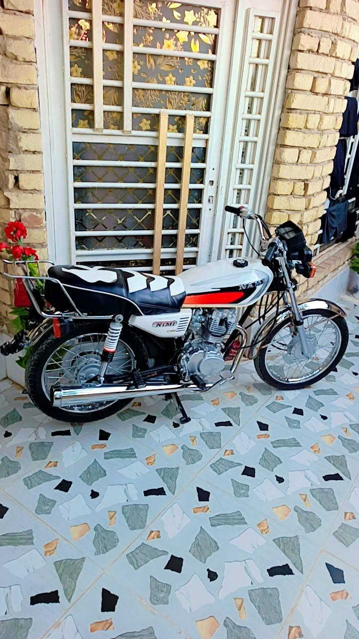 سلام عليكم نامة مديل 27 سكنر مكفولة كفالة عامة سعرة 700 وبية مجال شراي اتصل وتدلل ***********
