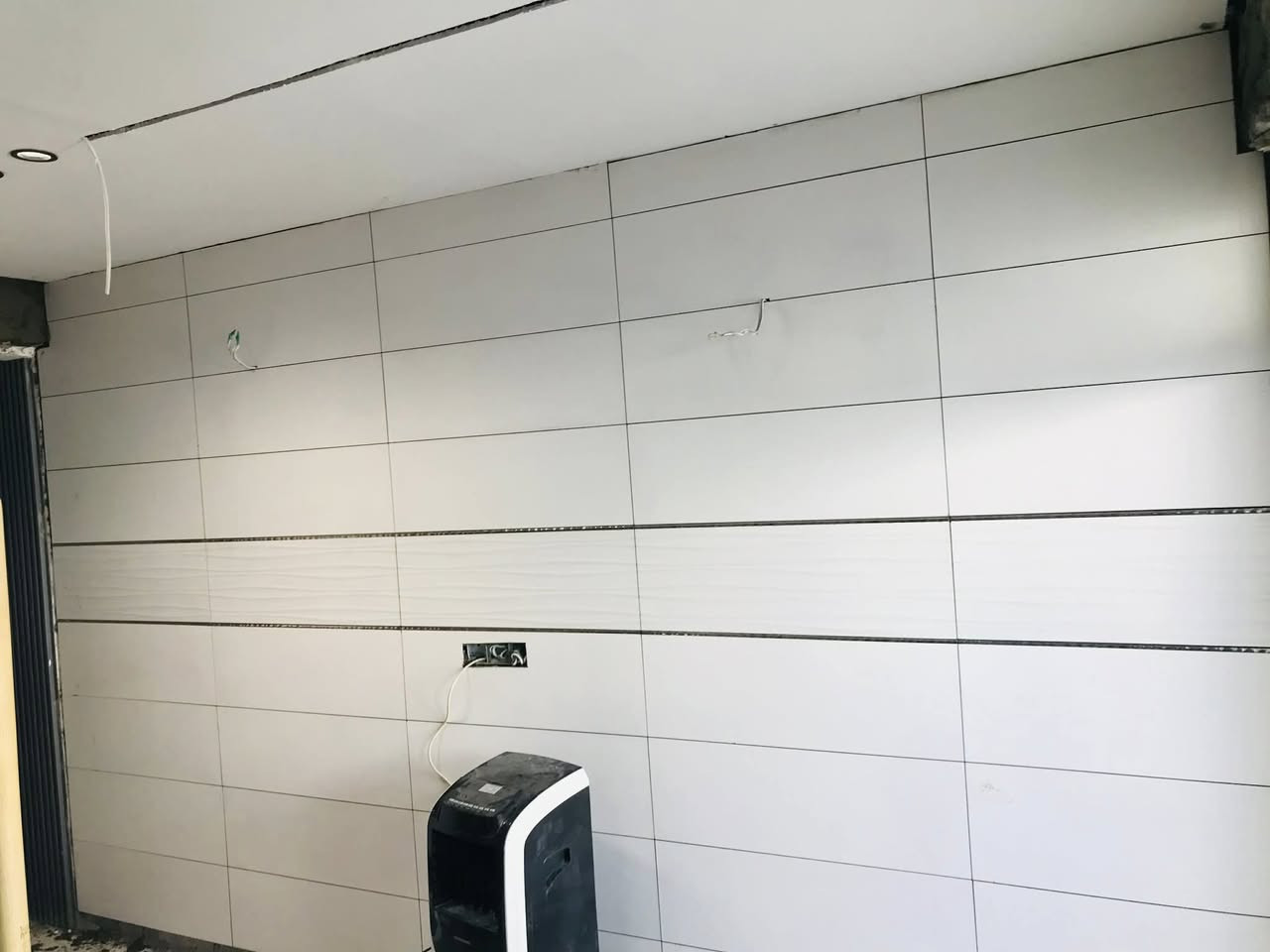 تركيب سيراميك جميع مشتملات المنزل 🏠

تركيب حوض مغاسل بالسيراميك بورسلين 🗾

تصليح سيرامك قديم للحمامات 🌅

تركيب درج مرمر وسيراميك 🌠

تكسير السيراميك القديم وتغييره جديد 🌃

تنضيف فواصل الكاشي القديم ويتم درزه بالماده /صبغ جدران المنازل الداخلي 

للتواصل واتساب ***********📞
