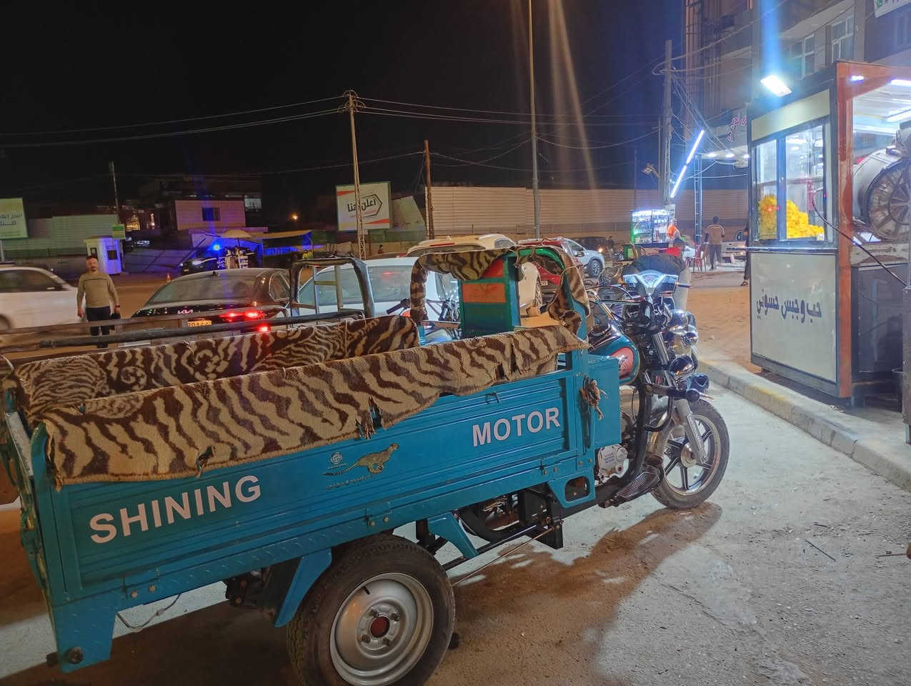 السلام عليكم ستوته صقر موديل 23 للبيع زيرو نضيفه المكان ديوانيه رقم هذا 
***********
