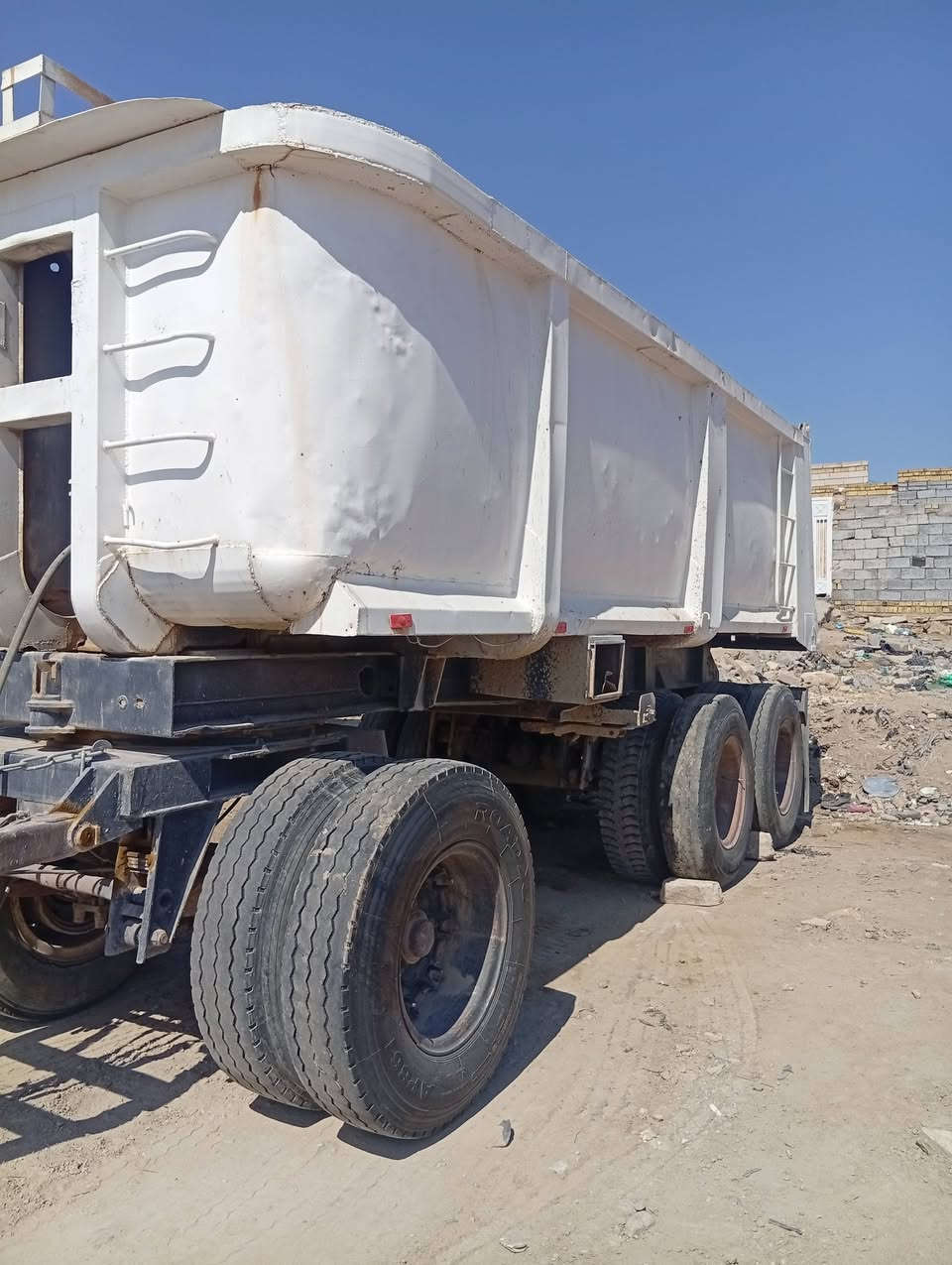 مقطوره حوضيه للبيع
استفسار ***********
