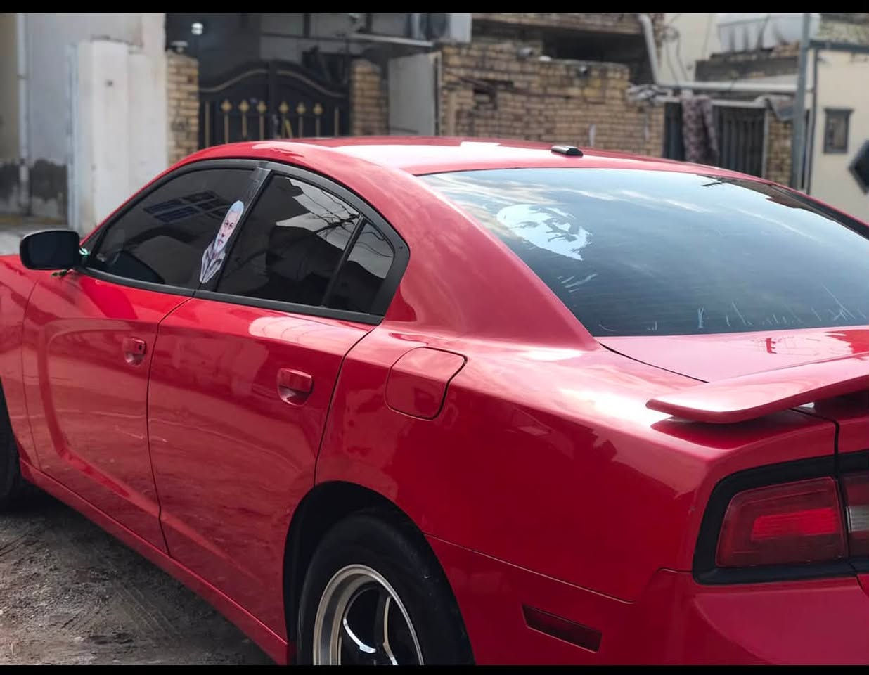 سلام عليكم جارجر 2014
فول مواصفات 
فتحه 
تشغيل عن بعد 
كشنات هيتر 
ستيرن هيتر 
SxT
كشنات كهربا 
شاشه كبيره 
ويل ٢٠
طخم تاير 
مكينه كير كفاله 
رقم بغداد  بسمي 
خليجيه 
6v٣٦٠٠
حداديه صلهه شهر 
مكان سياره ميسان العماره 
الستفسار ***********
