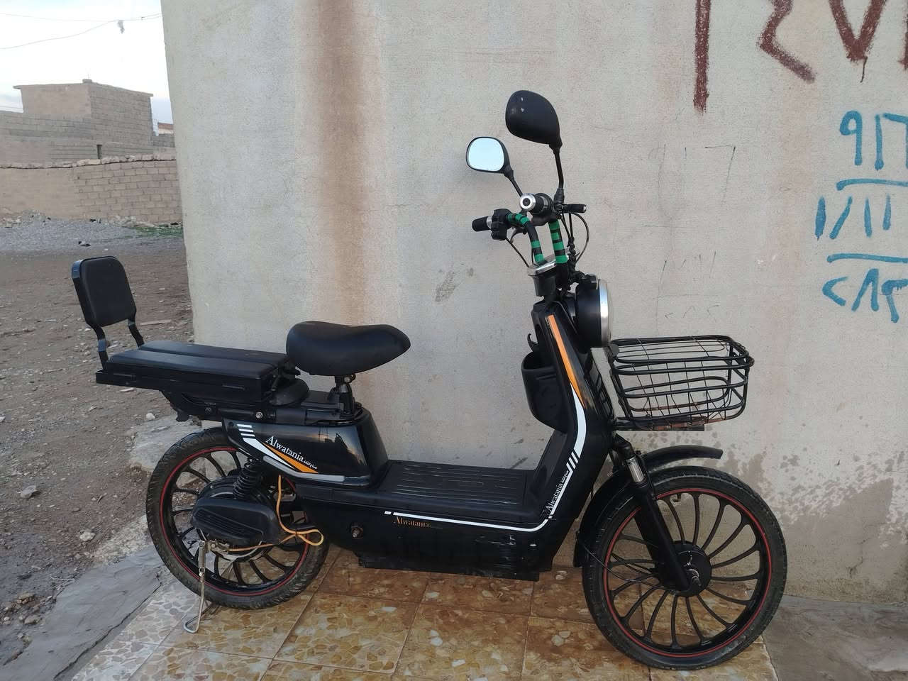 السلام عليكم  عندي مطور نضيف حيل حجم 20
خمس بطريات السعر 300وبي مجال للاستفسار عله هاذء الرقم  مكان الموصل كو كجلي
***********
