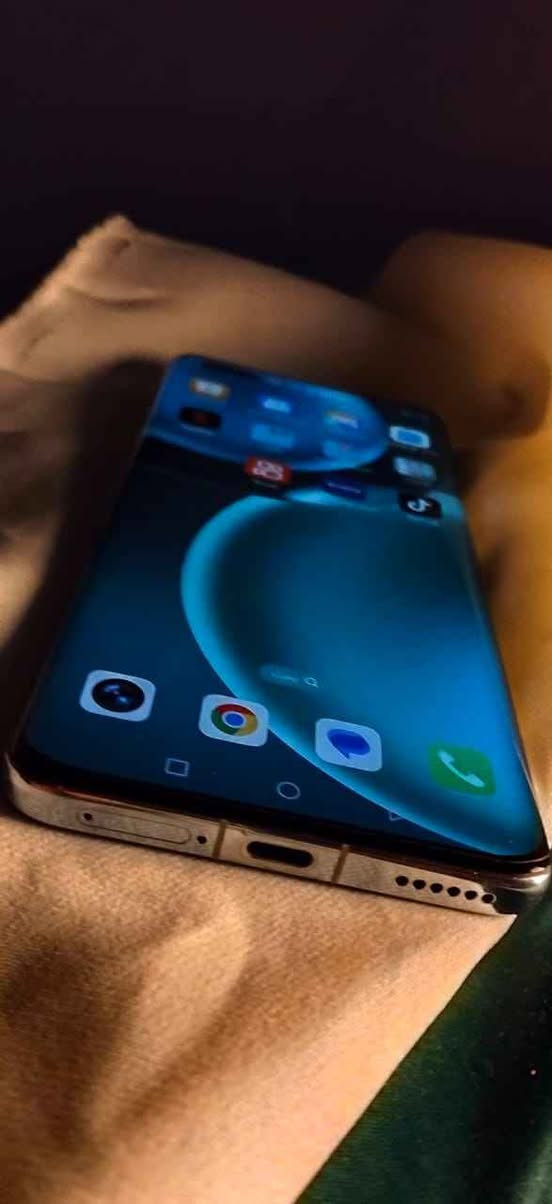 السلام عليكم متاح جهاز هونر ماجك فور برو ذاكرة 256 رام 8 معالج سناب دراكون 8  جهاز مال بيت بس بي فطر فوك ممبين وممثر  ابد عل لمس وشكم شخط بل شاشة للأمانة ممبينات بل شاشة من تكلب سعرة 375 مكاني بغداد السيديه رقم*********** بغداد, العراق
