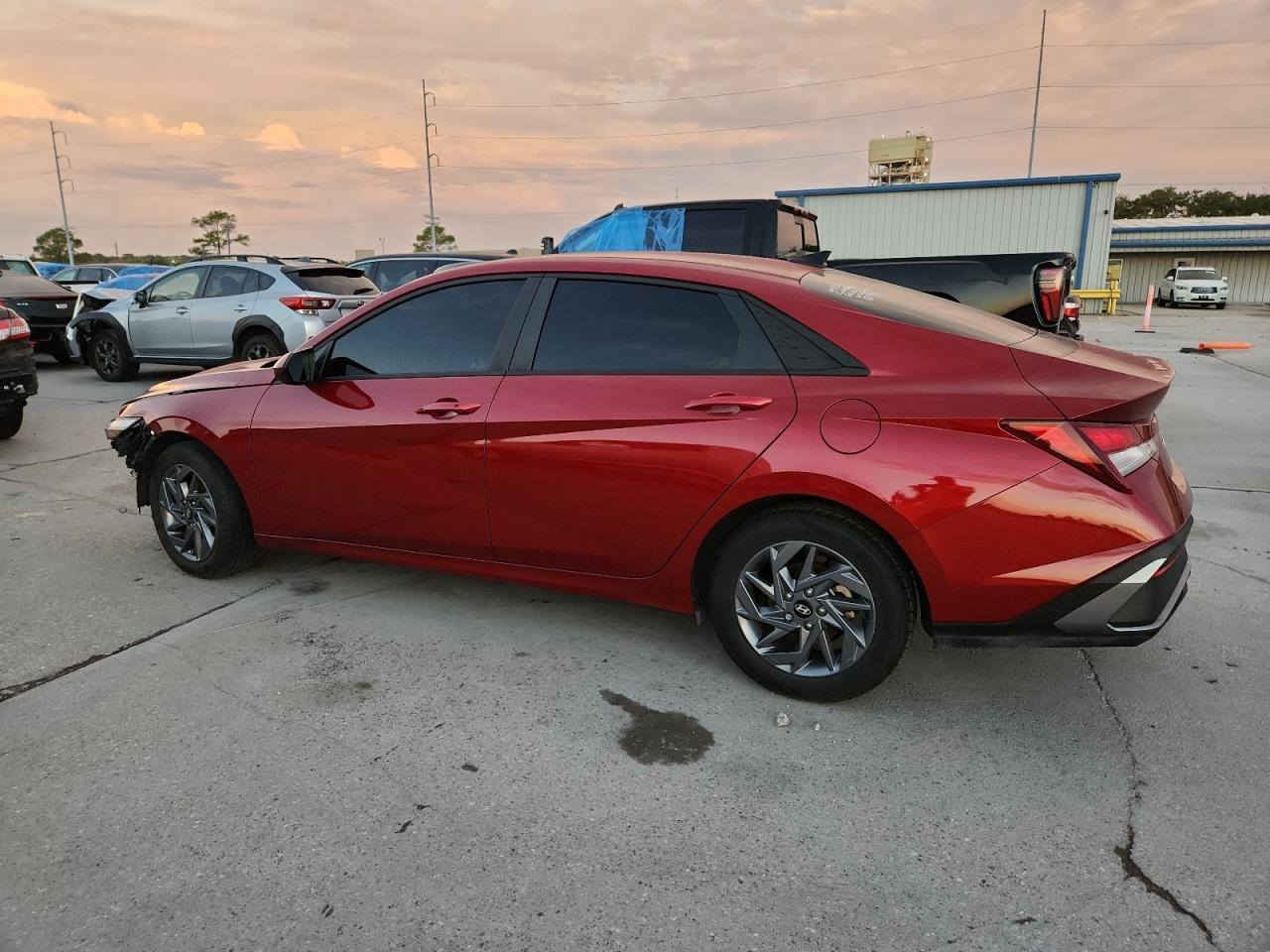 النترا امريكي موديل 24 نص فول بدون ايرباك بدون تبديل بدون شاصي وبدون لغد وبدون تصليح على حادثه موجوده بعمان اليوم نزلت بعمان تريدها شهداء تريدها حره تدخل بسمك السعر اتصل على الرقم ***********
