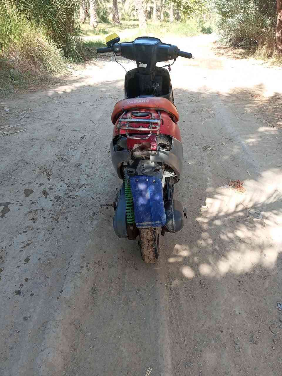 سلام عليكم (دراجه بطه للبيع التفاصيل _
مكينه ناعمه 
كهربائيات  مابيها
بانزين+دهن خبط 
دراجه  مكينه ناعمه فول 
المكان بابل مسيب 
السعر 250 بيه مجال 
هذه رقمي *********** اليريد بي خير ويدلل 
مامتواجد ع تواصل فقط اتصال )
