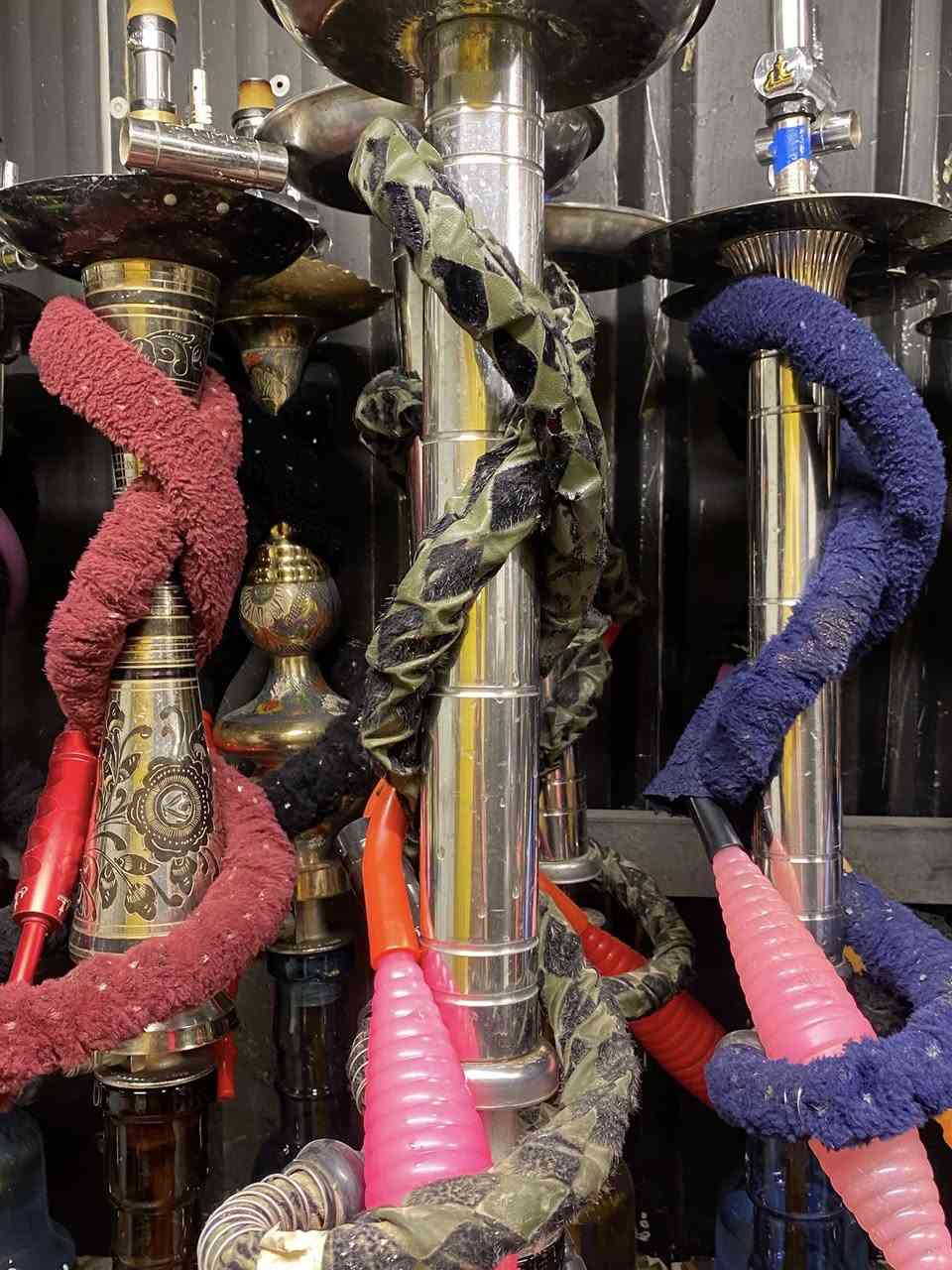 السلام عليكم
نراكيل طه للبيع اكثر من 50 قطعه ستيل والشكل الخ تطريز
نظافة 90‎%‎ نفس طيب 💨 وخفيف الغرض من البيع التجديد لا اكثر لمن يود الاستفسار مراسلتي عالخاص او الاتصال بالرقم *********** واتساب ايضاً مو شراي لاتعبني
