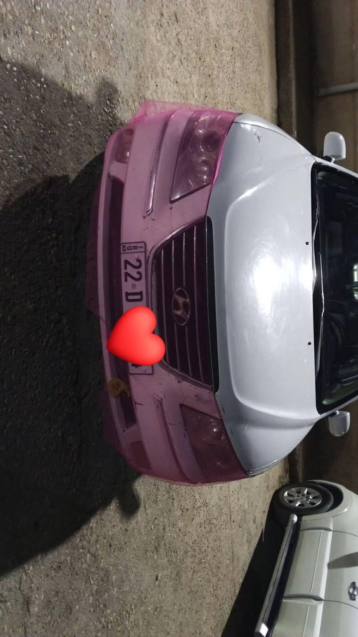 السلام عليكم سوناتة مقدس 2009 خليجي
❤️تاج راسي ماعجبك السعر اعبرة وتوكل الله يرزقك بالاحسن ❤️
السيارة خير من الله 
مكينة 2000 اقتصادي 
وارد خليجي 
تايرات تخم 
باتري جديد 
تبريد تدفة
حديدية زينة 
السيارة شمالية 22 سونية لل 2030 ❤️
السيارة بيهة يم قبق البانزين ضرر وحتة ما صابغة تجي وتشوف بعيونك وبية جاملغ امامي نفس الون عكس السايق مبدل والسيارة حلوة 
📌📌السيارة راعية يريد تحويل حصراً 📌
🏡مكاني كوت  
***********
السعر 110 مجال قليل ❤️
