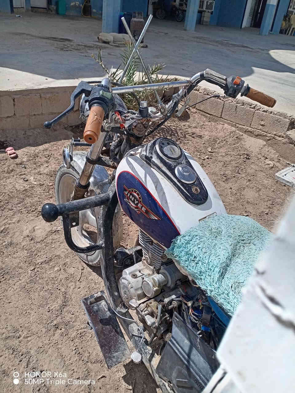 ستوته البيع بدون وراق سعرها 550 مكان بهرز ابو خميس ***********
