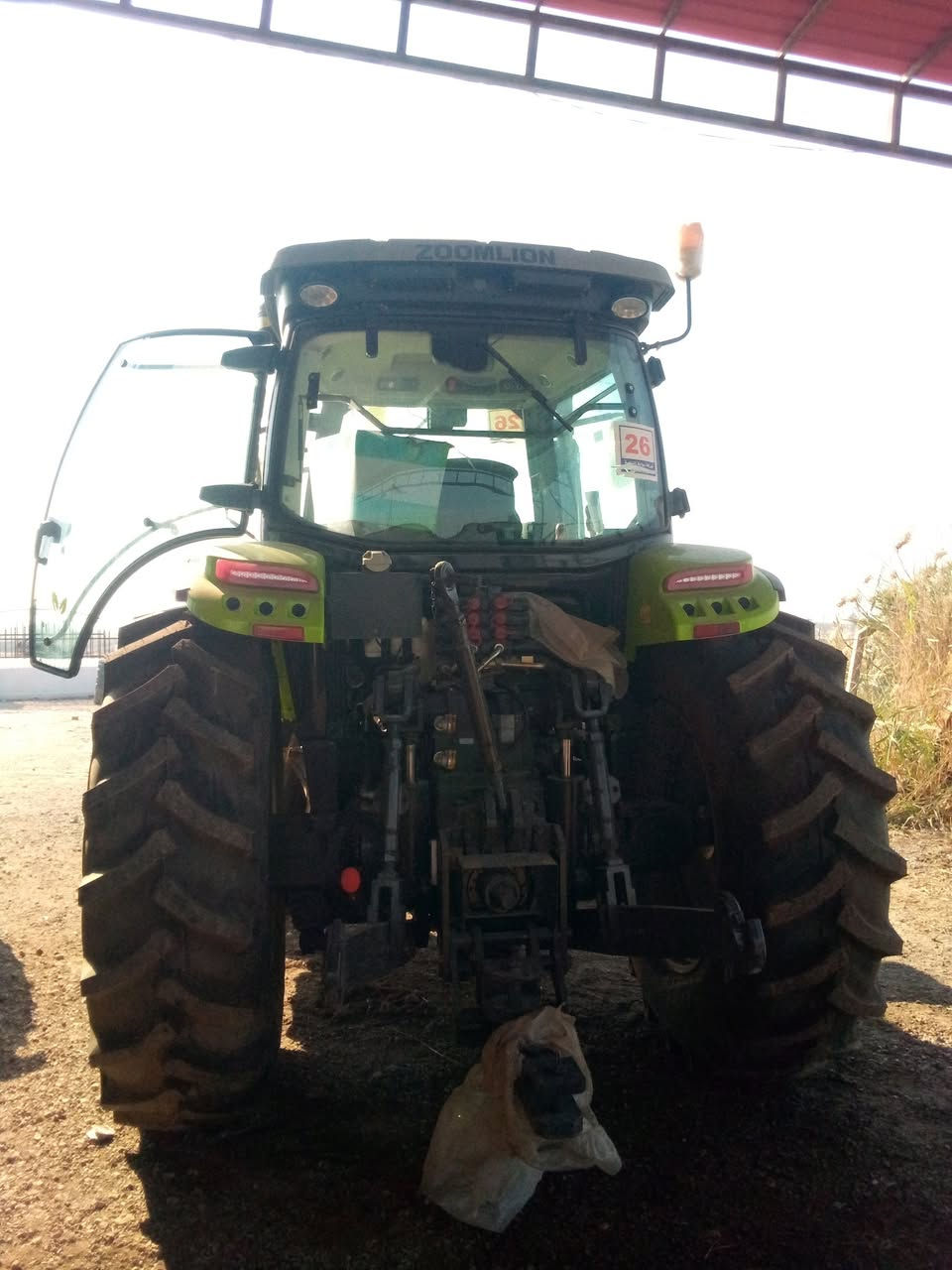 يالله السلام عليكم جرار صيني شركه 
زوم لاين حجم 180 موديل 2025 زيور مامشتغل مكفول كفاله عامه ضمان سنتين محرك 6 بستم شركه امتياز جرار خير من الله...مكان جبله طريق الصويره ***********
