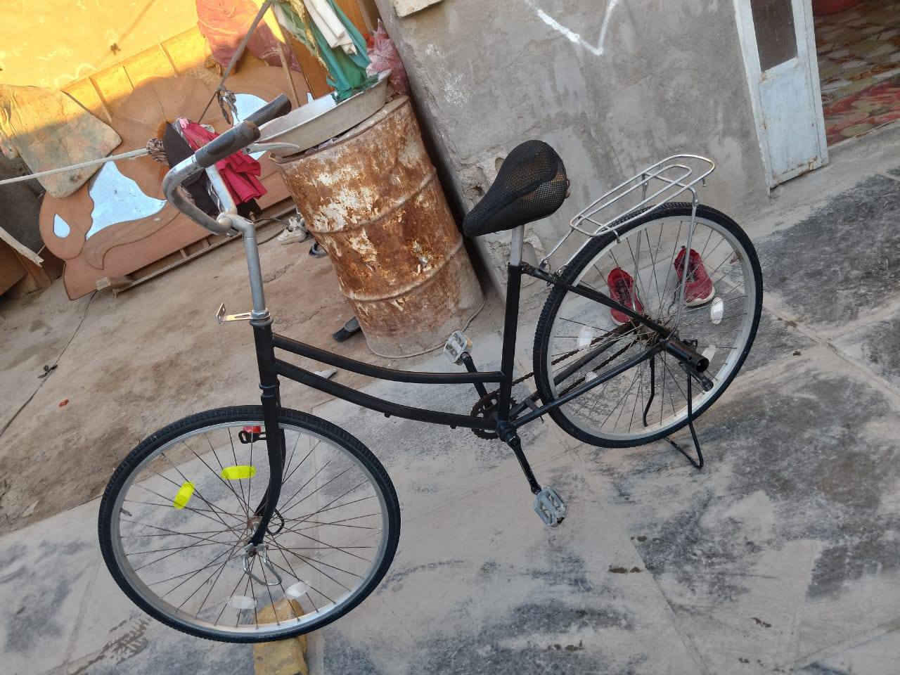 السلام عليكم بايسكل للبيع حجم 26 بايسكل جاهز عاوزه بس بريكات كل شي ما بيه مكان ديوانيه السنيه رقم الهاتف//************
