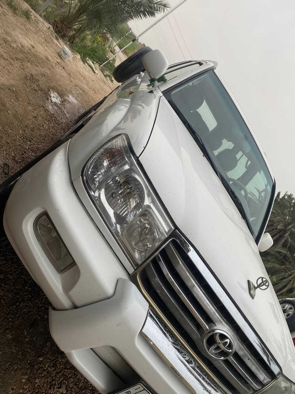 سلام عليكم لاندكروزر مديل 2005اصل مكينه 8سلند كير أوتوماتيك دبل تانكي دبل كير فتحه سقف ثلجه 7راكب تبريد3قطع دبل سبير رقم نجف نگليزي تحويل مباشر تخم تاير حجم 17 ياباني سيارة ع بلاد اصل سعوديه مواصفات خاصة سيارة كفاله عامه من كلشي سعر 225وبيه مجال مكان مشخاب رقم الهاتف ***********
