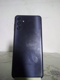 سامسونك A04s  ذاكرة ٦٤ عشوائيه ٤ مكفول من كل عطل. الجهاز بلادي مامفتوح...