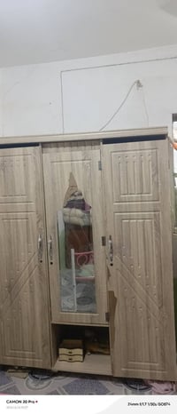 للبيع • كلمن • دواليب