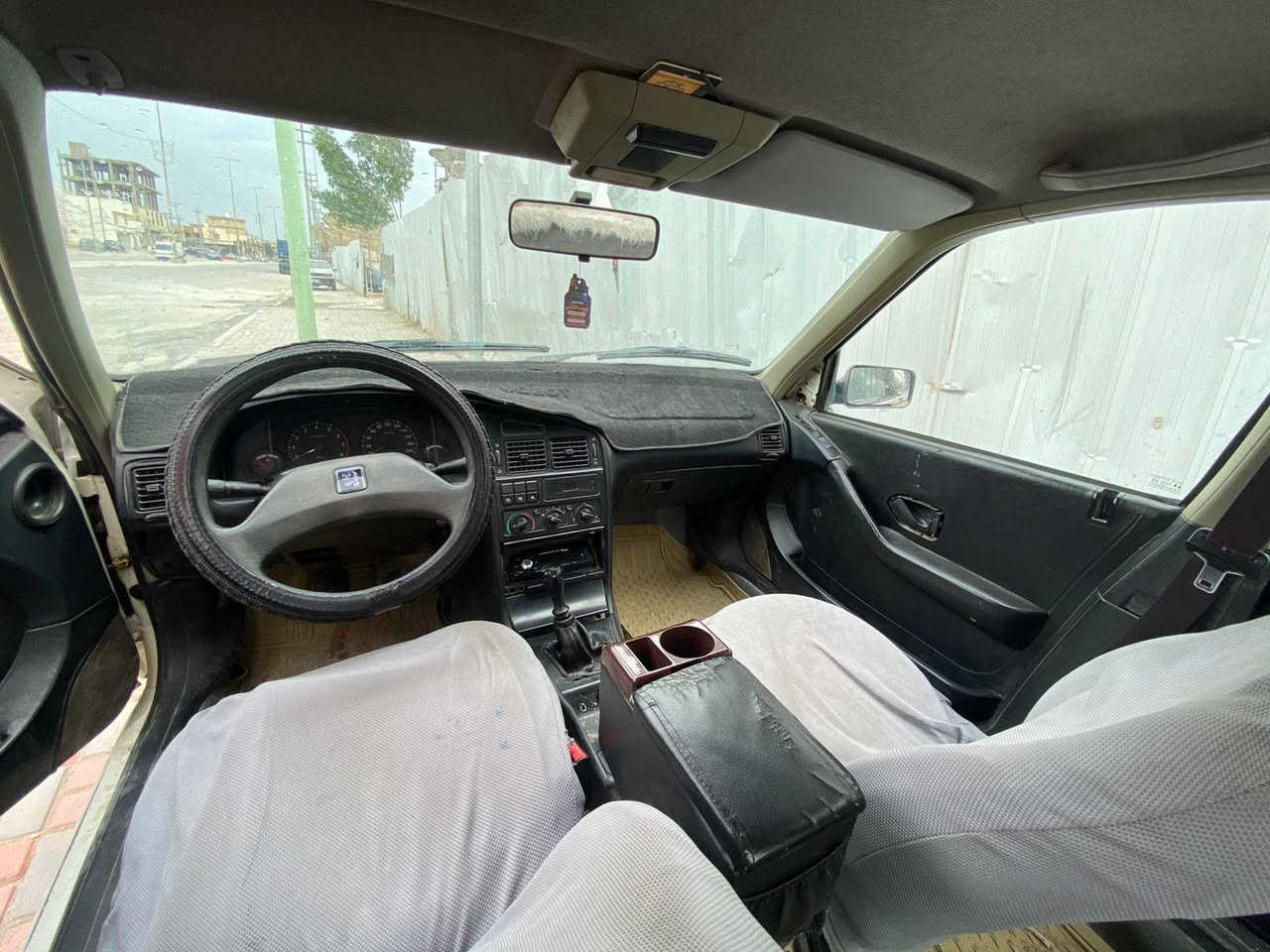 السلام عليكم بيجو روى موديل 2009 تدفئه تبريد تخم تاير جديد محرك وكير واكسل كفاله والاتصال على ***********غير متواجد على الفيس
