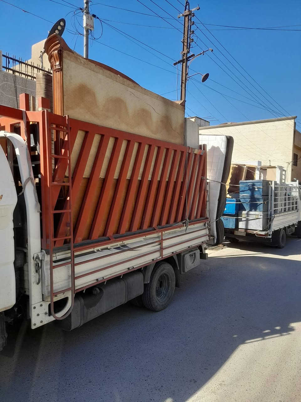 السلام عليكم .. من رخصة الأدمن المحترم .. أعمال ..(شركة الثقه للخدمات) 
#نقل_الأثاث .. فتح و شد جميع الغرف  .. 
***********
***********
يرجى الدخول على الصفحه والكبس على الأعجاب لتصلكم اخر أعمالنا ..تحياتي
#مجمع_بدور_بغداد_السكني💜
