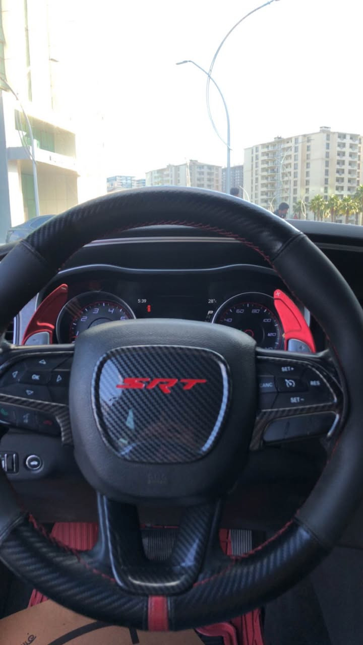 سلام عليكم
dodge charger model 2015  للبيع
گير و محرك و اكسل كلها بلاد و بشرط ممفتوح
محرك 3.6  ٦ سلندر 
🔥عليها كت SRT كامل 
⚡️لايتات ليد  ٧ الوان 
ويل وايد بودي  
مواصفات شاشه جبيره و  كشن هيتر سماعات Beats 🛑 و يدات شفت ستيرن و دگمه SPORT 🏁بعد مواصفات 
سياره داخلها و خارجها جديد 🆚
صبغ جاملغ امامي جهة سكن و جاملغ خلفي و بنيت محدث SRT
حداديه ١٠٠٪؜
مكانها اربيل 📍 
فحص و هزه و سنويه و رقم جديد ب اسمي 
السعر ١٧٠ و بي مجال للطيبين  
***********
*********** whats app أربيل, العراق

