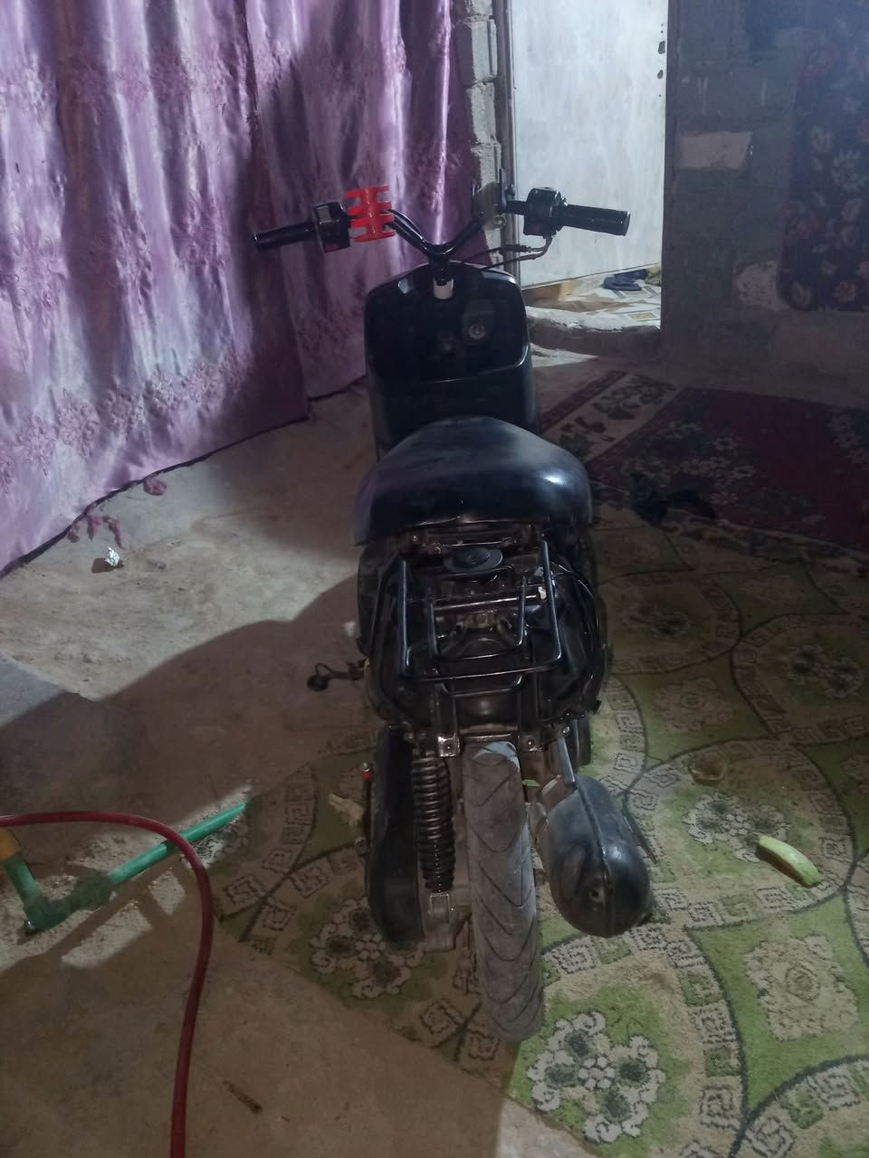 سلام عليكم دراجه البيع بطه
نضيفه شوفت عينك 
الون احمر 
النضافه 100/80
السعر 225وبهه مجال حك الجيه 
المكان حي انوار الشريعه 
الرقم ***********متواجد خاص 
متواجد واتساب
