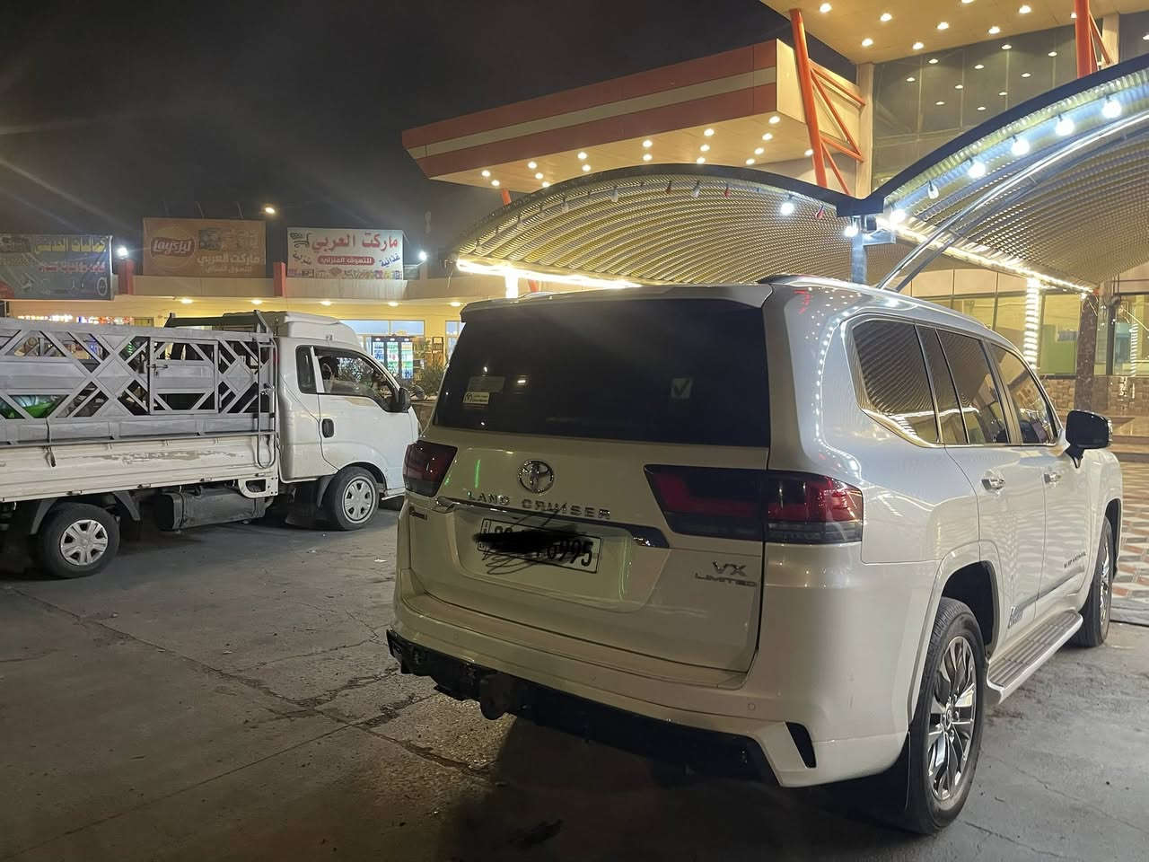 لاندكروزموديل2023VXمكفوله من الصبغ رقم اربيل السعر65000$
***********
***********
