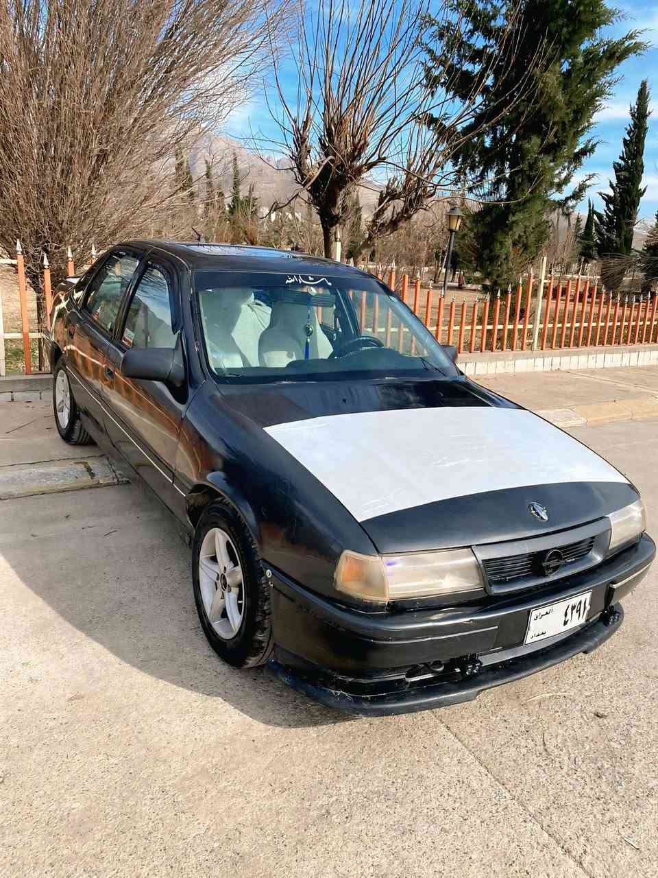 سەرەتا بەناوی خودایی گەورە
ئەم ئۆپڵە بۆ فرۆشتن
مۆدیل 1990 
مەکینە 18 
4 تایە و ویلی پاکی لەژێرە 
سەخفی هەڵگیراوە بۆ سڵاید کردن 
سڵایدە 
ئاڕمی ئاسایشی لەگەڵە 
ماڵی مەدەنی بەشەرت 
پێشی کامل سپۆڕت کراوە 
جوانکاری بۆ کراوە 
بێکێشەیە
پاتریی نوێیە 
نرخ 16$ محامەلە
شوێن ڕانیە 
ژمارە مووبایل ***********
