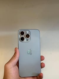 ايفون ١٥ برو ماكس ذ٢٥٦ بطاريه ٨٦ جهاز نضيف كلش مكفول كفاله عامه وتر بر...