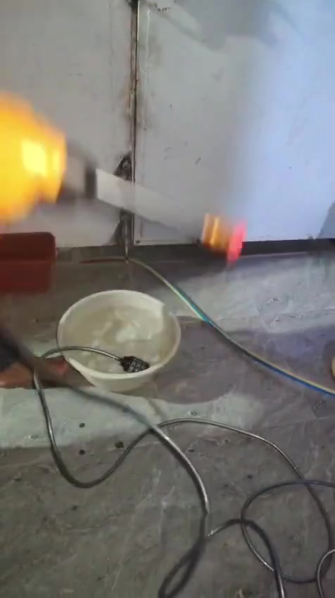 فارة شحن أول تم ٢٥ واصل كاملة هي وشاحنتها وملحقاتها
***********
