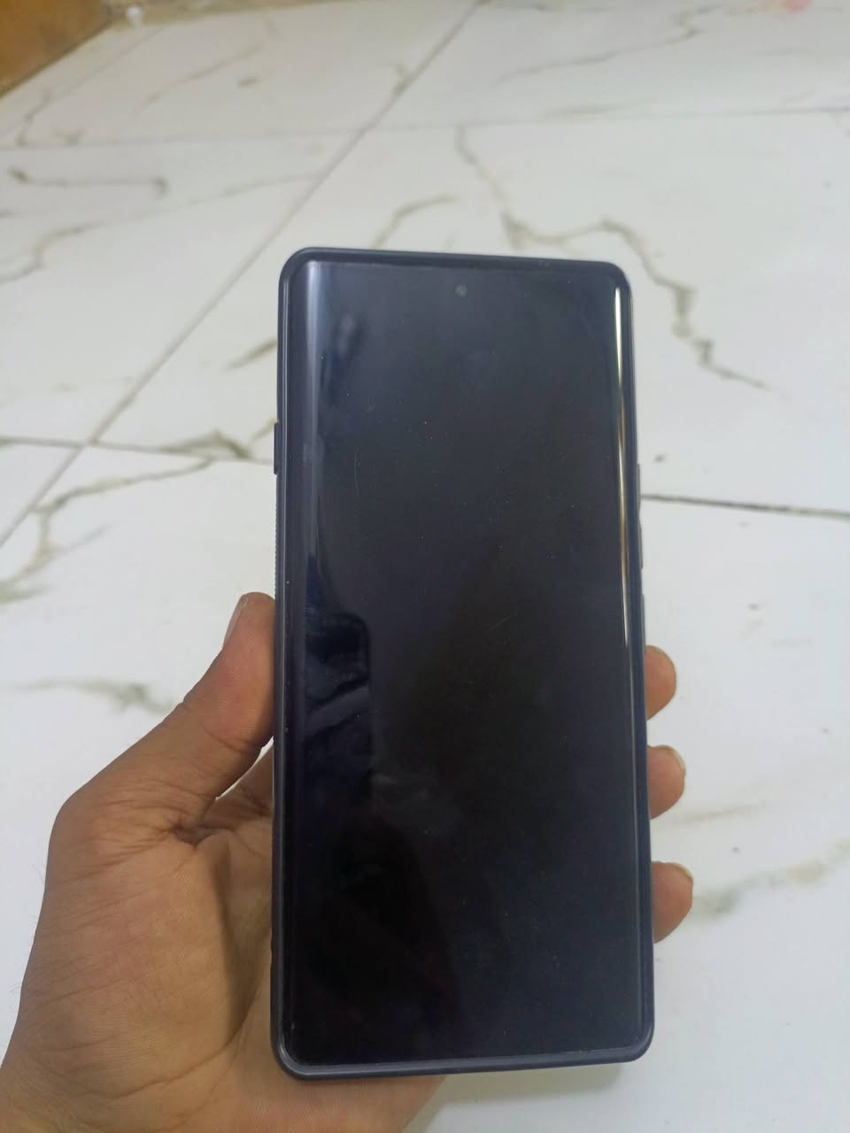 تكنو كامون 40 برو 5G مبدل شاشه اصليه بدلته ب 105 والله والسماعه مال الاتصال وكفت فقط سبيكر يشتغل باقي شغال مكاني حله طهمازيه قرب العلويه شريفه بنت الحسن 
  سعره 170   ***********

