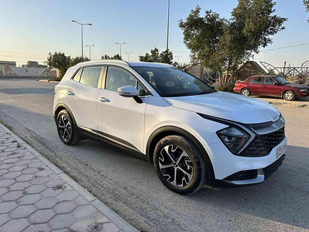 كيا سبورتج خليجي 2023 
نص مواصفات
شاشه 
وكامره 
حساس خلفي 
درايف مود 
ماشيه 16 الف 
كفاله عامه 
السياره جديده 
السعر 218$ وبيه مجال 
رقم اربيل باسم شركة تريد وكاله تريد تحويل 
مكاني واسط العزيزيه 
***********
