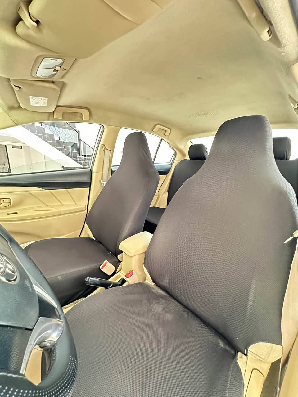 ‏Toyota 
مودیل:yares
سنة الصنع : 2016
سعر : 109 قفل
المسافة المقطوعة :230km
حالة سياره  بدون سبخ  للمزيد من المعلومات يرجى الاتصال على : *********** دهوك, العراق
