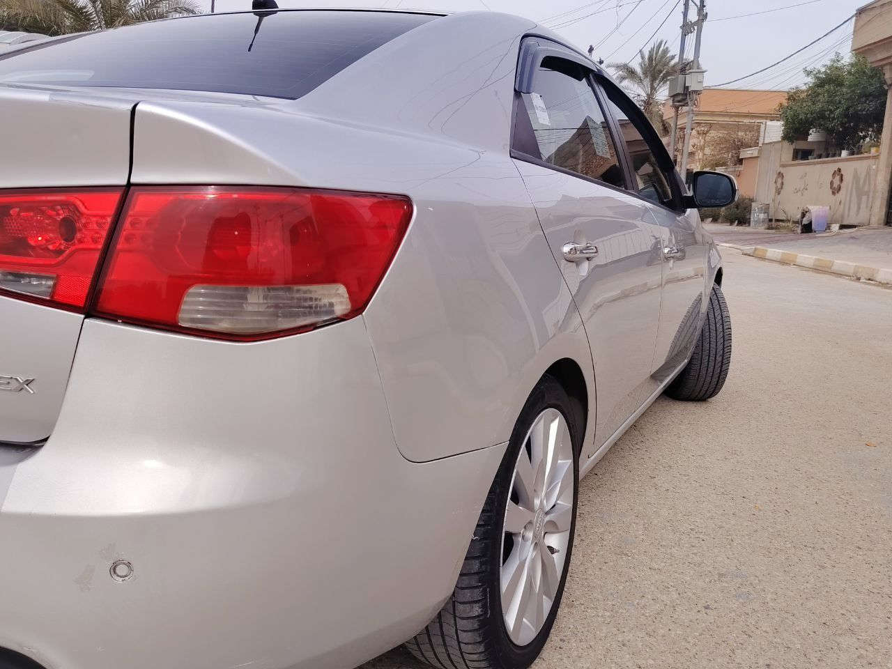 السلام عليكم ... السعر (107) وبي مجال قليل
كيا سيراتو خليجي ٢٠١٢ 
محرك ١٦٠٠ كفالة ...كير كفالة ٦ نمر 
رقم سليمانية جديد هزة جديدة ...
السيارة جاهزة لاخير ....
بيها باب السياق صبغ فقط ... والصندوك مفتوح بي تعديل بارد....
مكانها الانبار -هيت غير متواجد بالفيس 
للاستفسار :***********
واتساب فقط :***********
