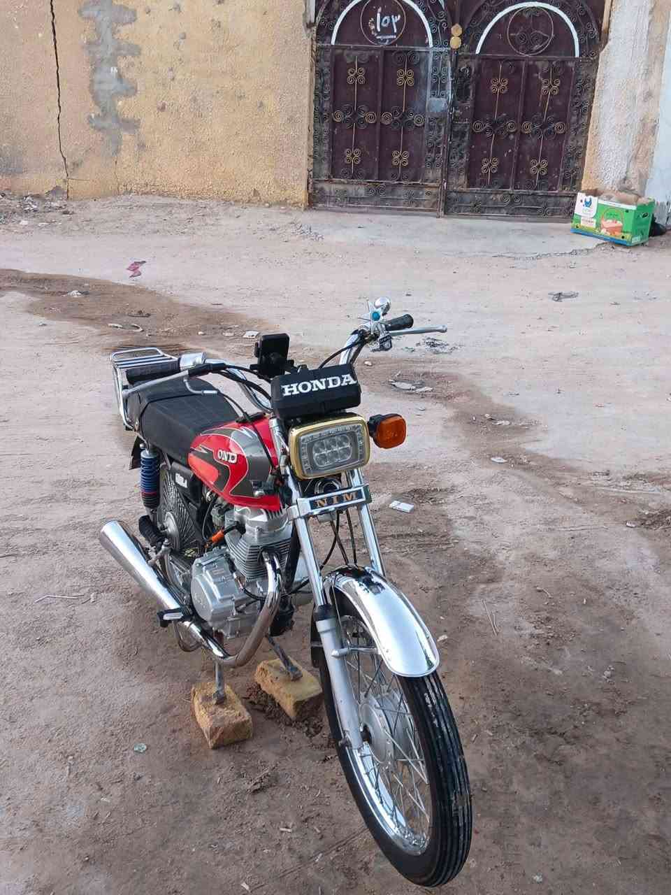 درجه ربع كير البيع سعر 300 درجه نضيفه كلش
مكان النجف
***********
