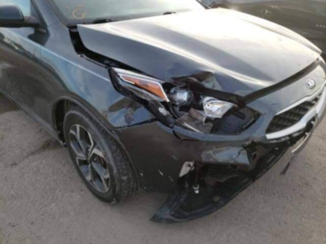 السلام عليكم فورتي 19اني مستورده من امريكا على أيدي  صور الحادث بالمنشور بدون ايرباك السعر 135وبيه مجال للاستفسار 0773502697/*********** مكاني المحاويل
