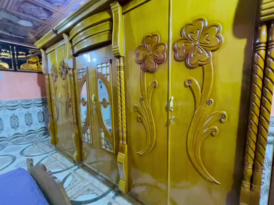 غرفه عراقيه تسكام صاج نظيفه كلش البيع سعر 900  وبيه مجال قليل    رجآ مو شراي لايتصل ***********
