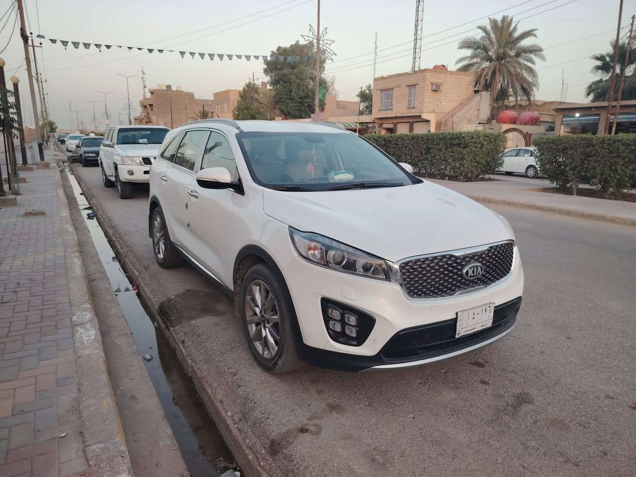 السلام عليكم
سورنتوا خليجي كفاله عامه👍 
رقم واسط تحويل مباشر
السياره ماشيه ٩٣ حقيقي
حساسات امامي خلفي
تبريد ثلاث قطع 🥶 
مري شفط
جنطة كهربائي
مكينة سته سلندر كفاله
سياره على وضع الشركه
نضيفه جدا
تخم تاير جديد
تحكم ستيرن
سيارة مال جني وما متعوبه
السعر ٢٣٥ وبيها مجال
رقم الهاتف /***********
